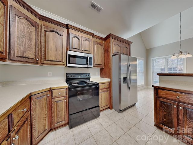 2562 Firethorn Court, Gastonia, NC 28056