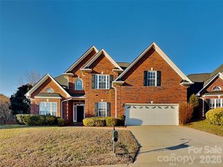 2562 Firethorn Court, Gastonia, NC 28056