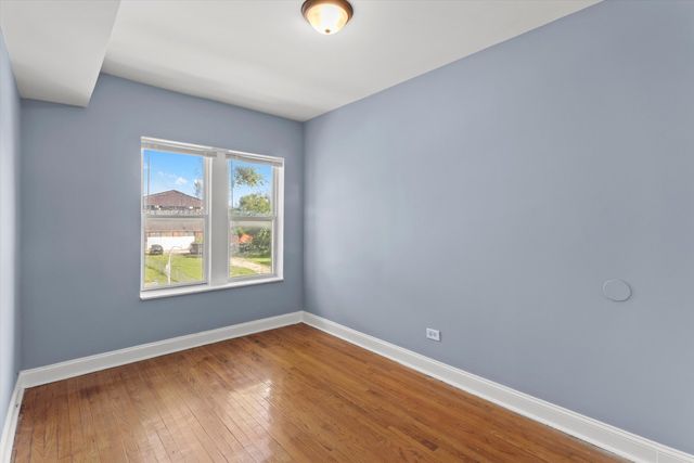 3849 W Maypole Avenue, Chicago, IL 60624