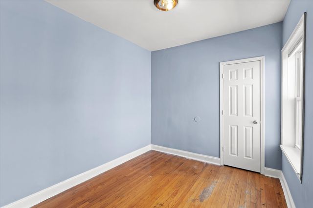 3849 W Maypole Avenue, Chicago, IL 60624