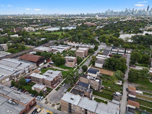 3849 W Maypole Avenue, Chicago, IL 60624
