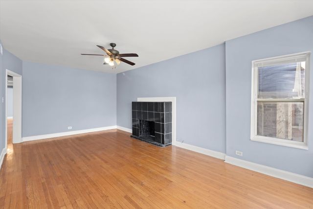 3849 W Maypole Avenue, Chicago, IL 60624