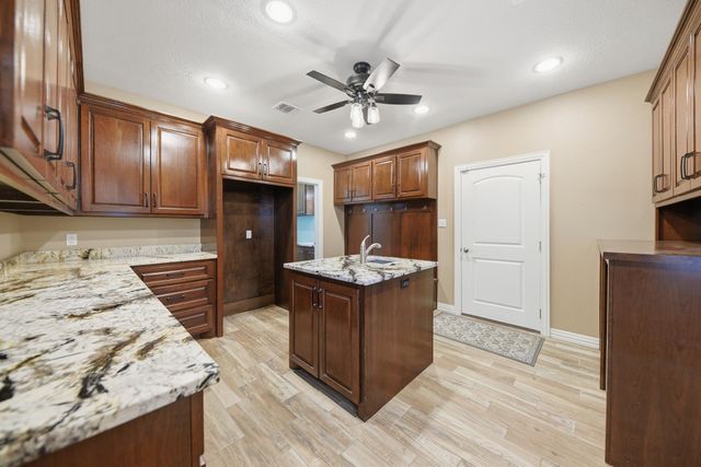 36394 Fm 1736, Hempstead, TX 77445