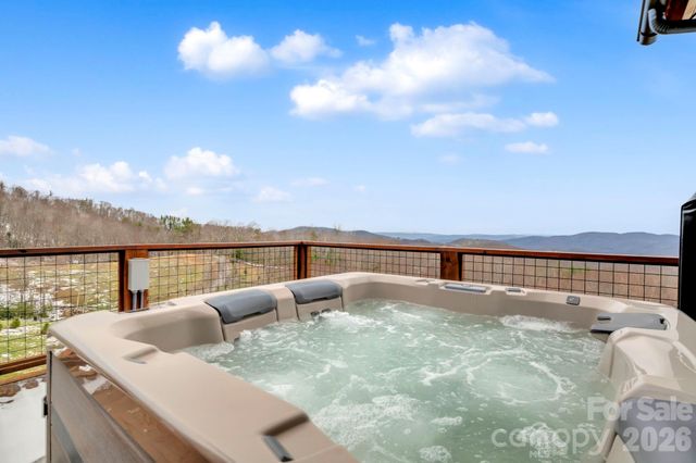 52 Great Sky Court, Banner Elk, NC 28604