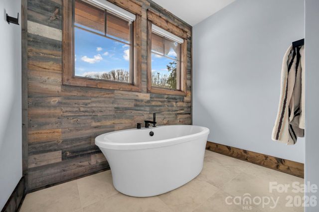 52 Great Sky Court, Banner Elk, NC 28604