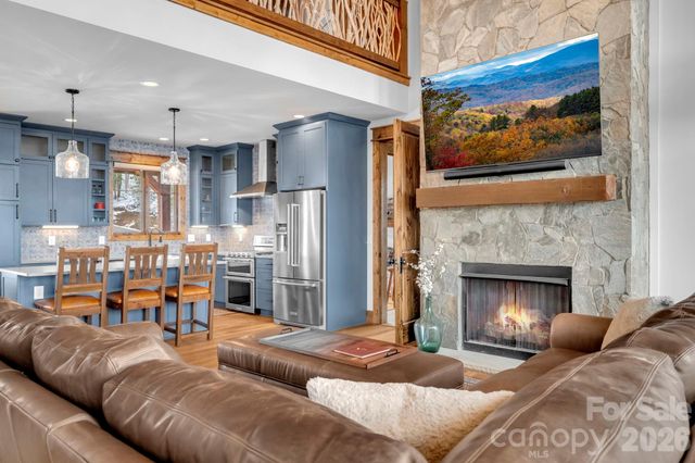 52 Great Sky Court, Banner Elk, NC 28604