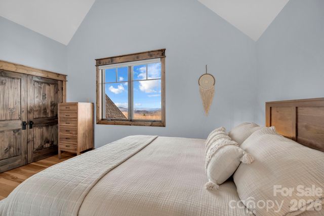 52 Great Sky Court, Banner Elk, NC 28604