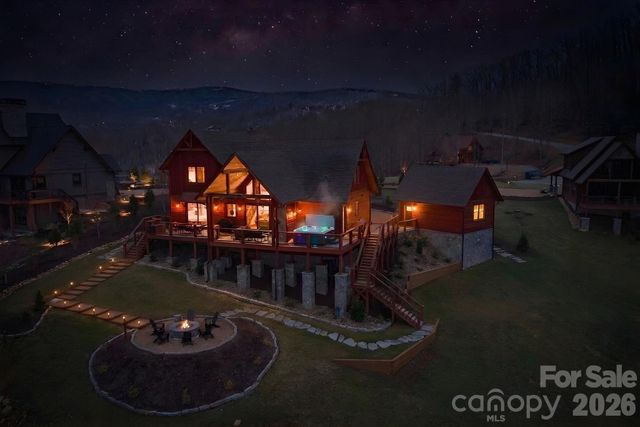 52 Great Sky Court, Banner Elk, NC 28604