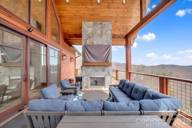 52 Great Sky Court, Banner Elk, NC 28604