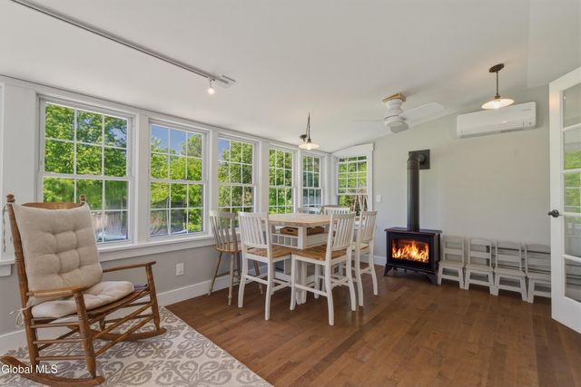 704 Tanner Road, Clifton Park, NY 12065