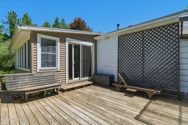 704 Tanner Road, Clifton Park, NY 12065