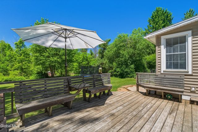 704 Tanner Road, Clifton Park, NY 12065