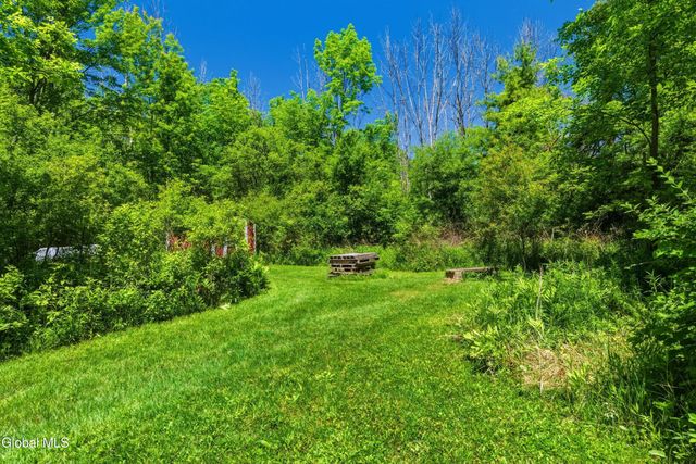 704 Tanner Road, Clifton Park, NY 12065