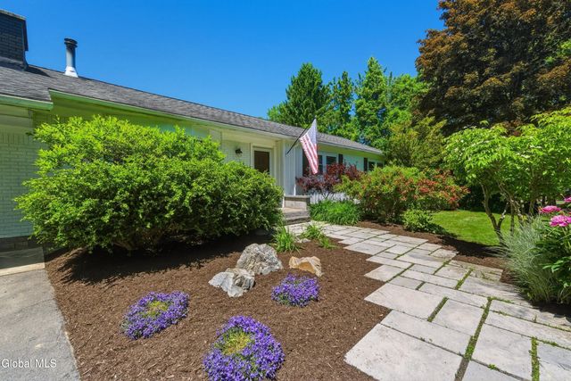 704 Tanner Road, Clifton Park, NY 12065