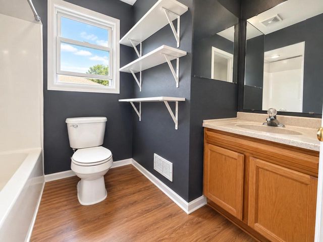 1122 Villa STREET, Racine, WI 53403