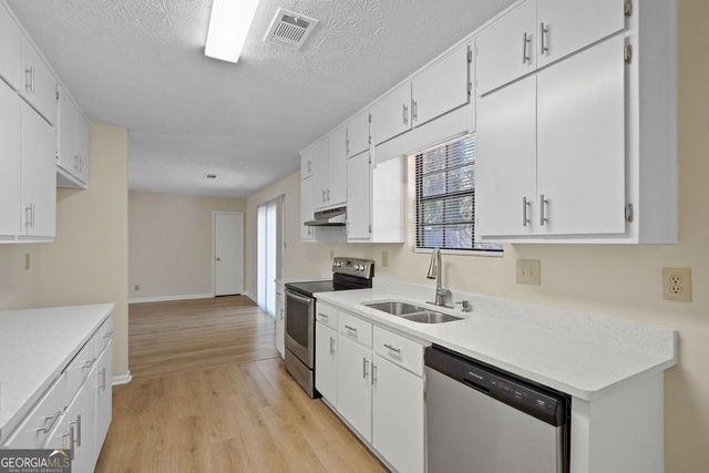 3316 Moravia Drive, Lithonia, GA 30038