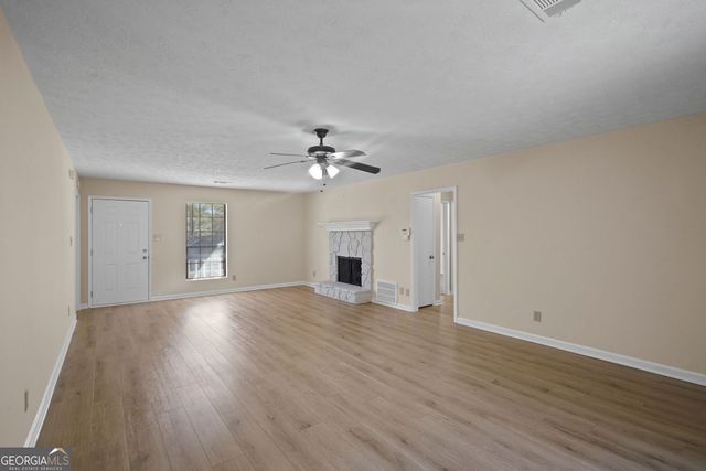 3316 Moravia Drive, Lithonia, GA 30038