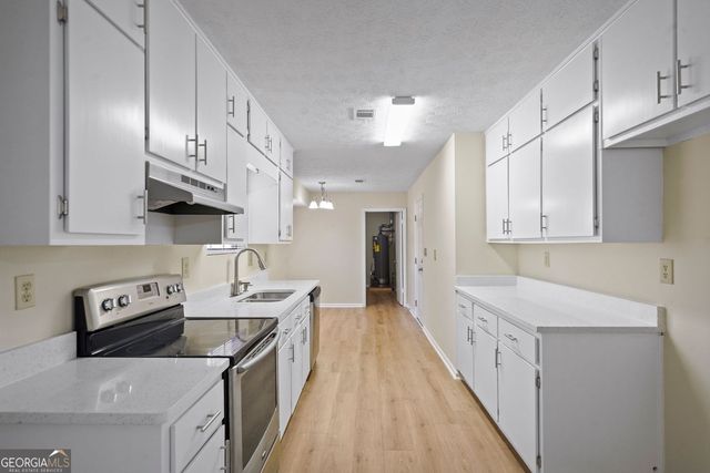 3316 Moravia Drive, Lithonia, GA 30038