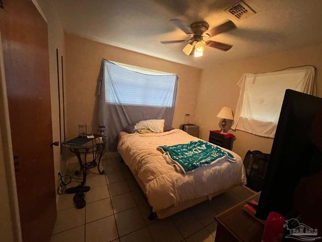 4506 Lemoyne Ln, Pensacola, FL 32505