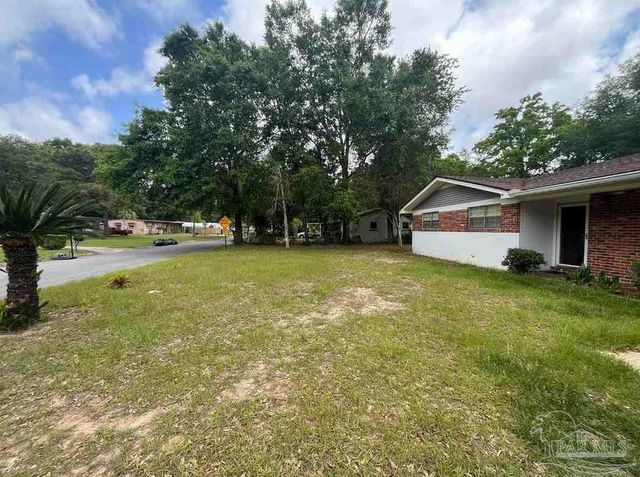 4506 Lemoyne Ln, Pensacola, FL 32505