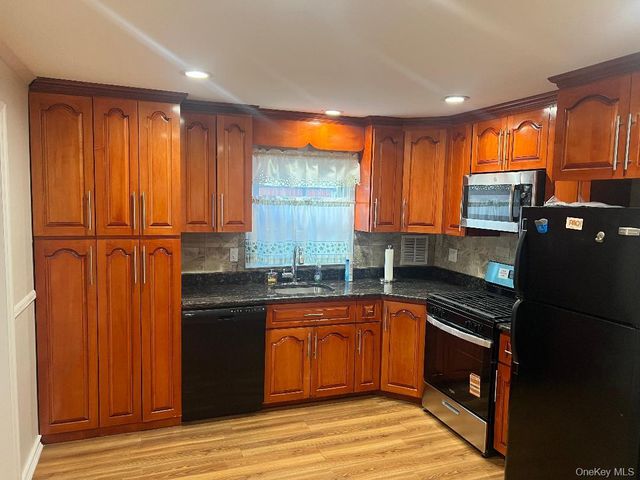 155-22 Cohancy Street, Howard Beach, NY 11414