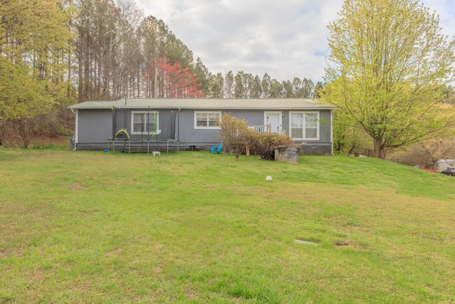 1769 Tunnel Hill Varnell Road NW, Tunnel Hill, GA 30755