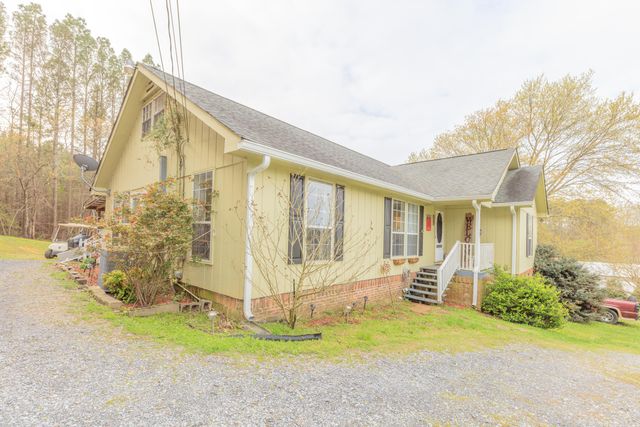 1769 Tunnel Hill Varnell Road NW, Tunnel Hill, GA 30755