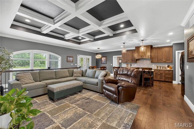 210 Luca James Point, O'fallon, IL 62269