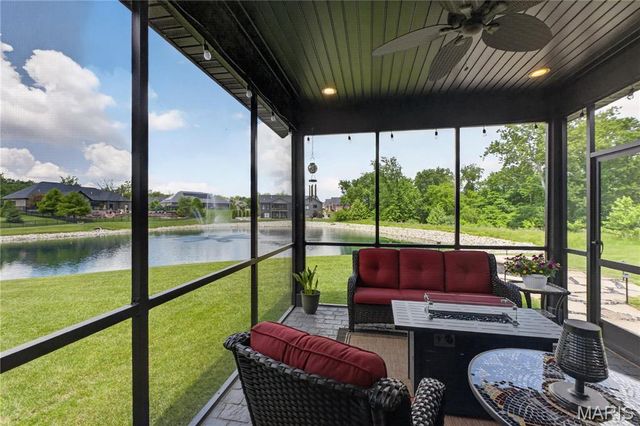 210 Luca James Point, O'fallon, IL 62269