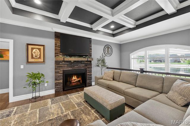 210 Luca James Point, O'fallon, IL 62269