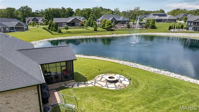 210 Luca James Point, O'fallon, IL 62269