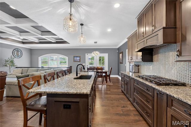 210 Luca James Point, O'fallon, IL 62269