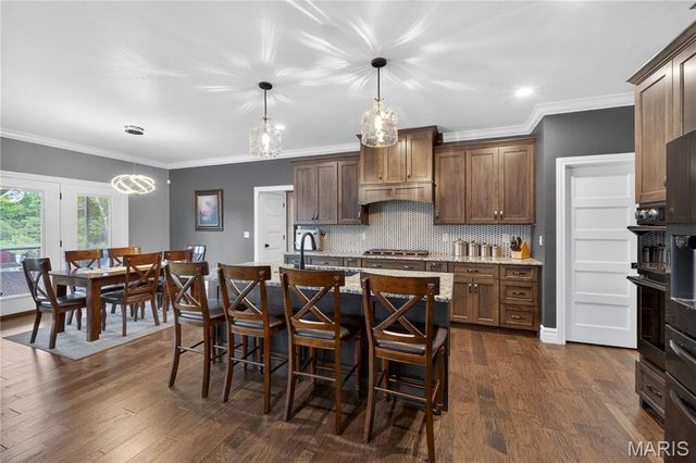 210 Luca James Point, O'fallon, IL 62269