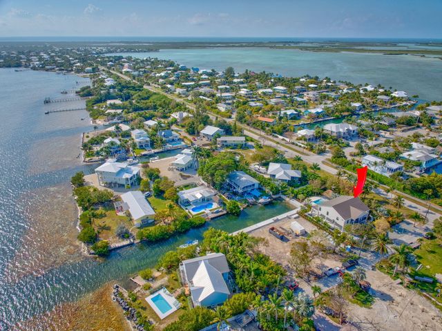 17210 Angelfish Lane, Sugarloaf Key, FL 33042