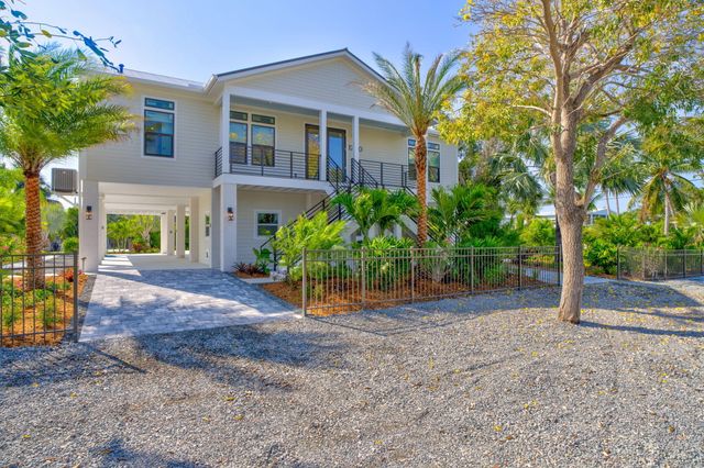 17210 Angelfish Lane, Sugarloaf Key, FL 33042