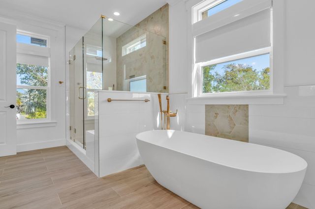 17210 Angelfish Lane, Sugarloaf Key, FL 33042