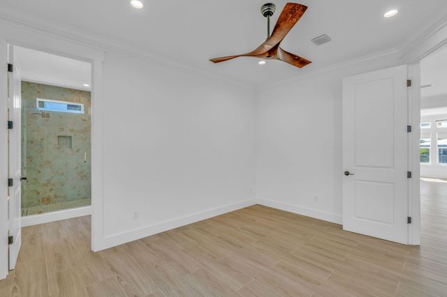 17210 Angelfish Lane, Sugarloaf Key, FL 33042