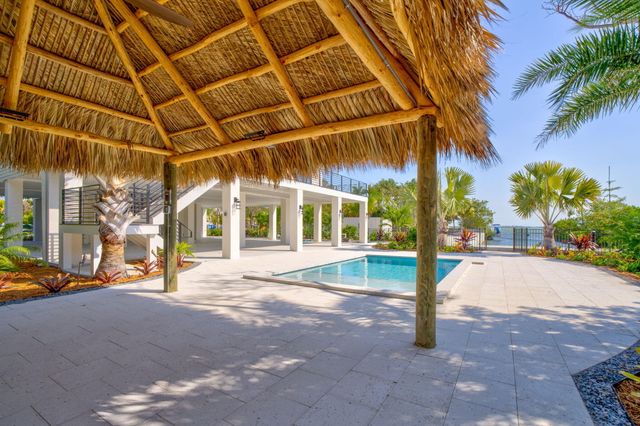 17210 Angelfish Lane, Sugarloaf Key, FL 33042