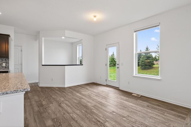 20503 Gunnison Drive, Lakeville, MN 55044