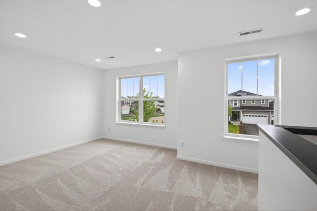 20503 Gunnison Drive, Lakeville, MN 55044
