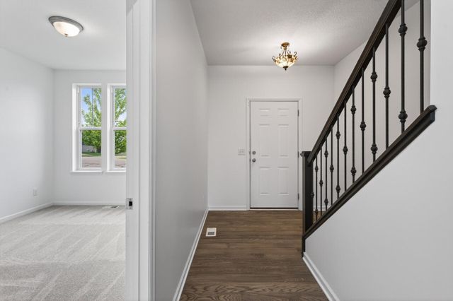 20503 Gunnison Drive, Lakeville, MN 55044