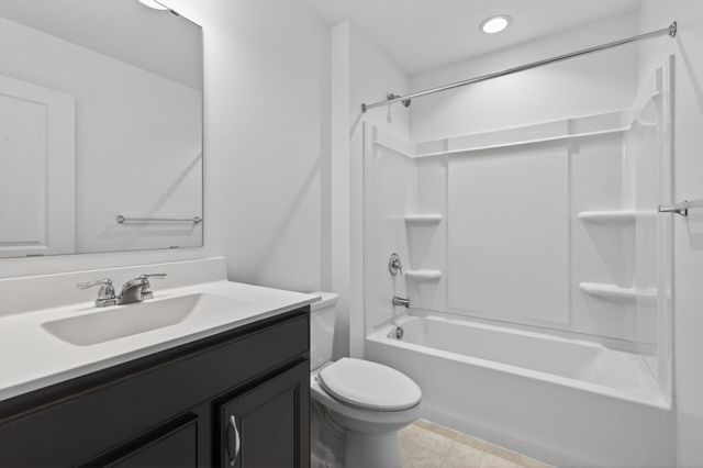 20503 Gunnison Drive, Lakeville, MN 55044