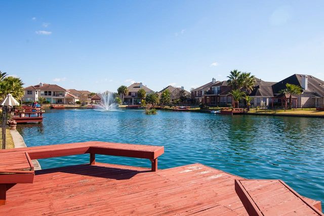 11831 Key Biscayne Court, Houston, TX 77065