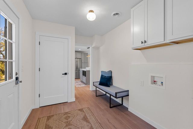 1318 W Fiesta LANE, Mequon, WI 53092