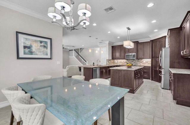 8104 Rainforest Jasper Lane, Delray Beach, FL 33446