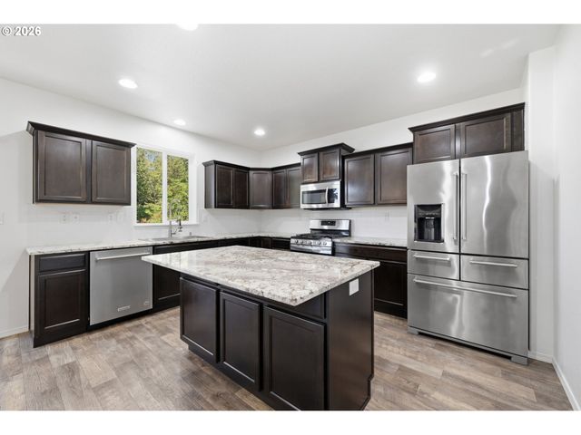 4630 GLACIER MEADOWS Loop, Springfield, OR 97478