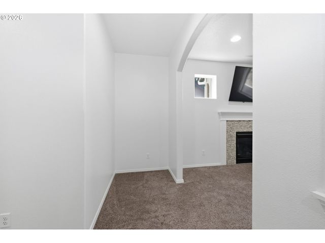 4630 GLACIER MEADOWS Loop, Springfield, OR 97478
