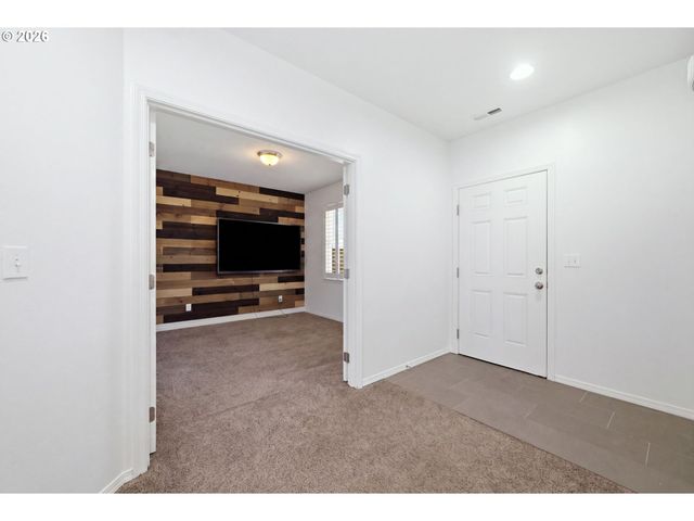 4630 GLACIER MEADOWS Loop, Springfield, OR 97478