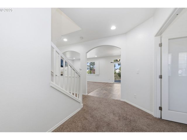 4630 GLACIER MEADOWS Loop, Springfield, OR 97478