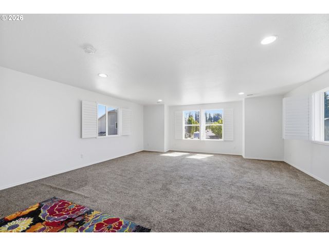 4630 GLACIER MEADOWS Loop, Springfield, OR 97478